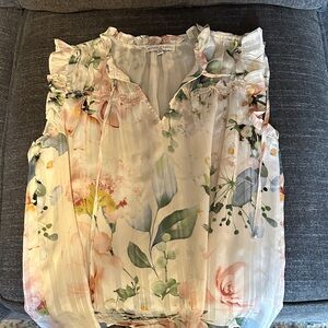 Floral Sleeveless Blouse